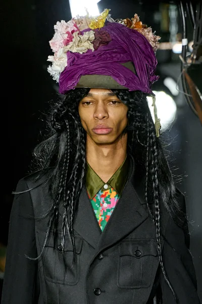 Look 40